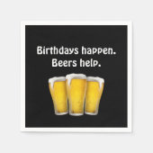 Birthday Biere auf Black Napkins Serviette (Vorderseite)