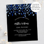 Birthday Black Marine Blue Einladung zum Haushalt<br><div class="desc">Modernes,  elegantes und einladendes Hotel. Ein schwarzer Hintergrund mit blauen Konfetti. Personalisieren und fügen Sie einen Namen und Details. Weißer Text. 1 Blatt = 1 Einladung mit Druckkante bis Kante.</div>