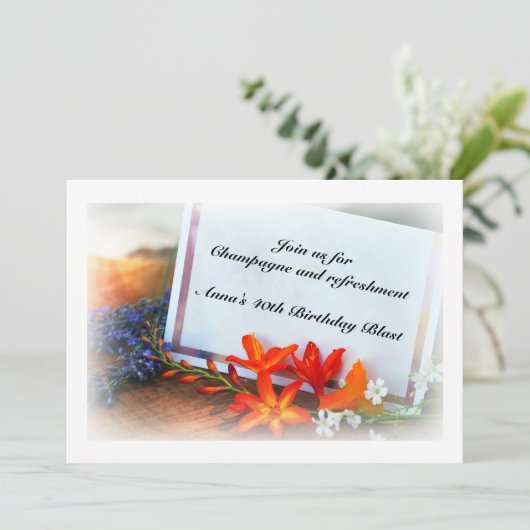 Birthday Blast Celebration Einladung (Stehend Vorderseite)