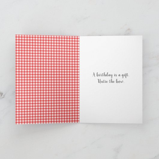 Birthday Bow mit Daisy On Gingham Karte (Innenseite)
