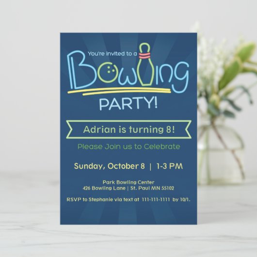 Birthday Bowling Party Einladung (Stehend Vorderseite)