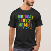 Birthday Boy's Mommy Blocks Master Builder Brick B T-Shirt (Vorderseite)