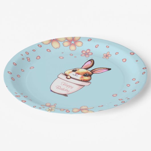 Birthday Bunny Pflanze Pot & Blume über Light Blue Pappteller (Schrägansicht)