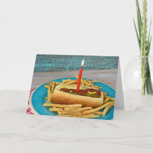 birthday candle in hot dog with french fries karte (Vorderseite)