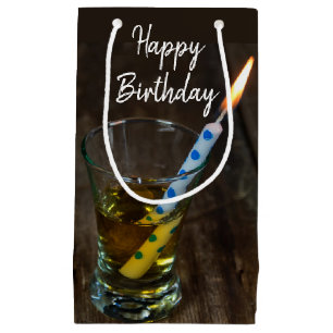 Birthday Candle in Whiskey Glass Kleine Geschenktüte