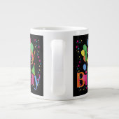 Birthday Cheers Jumbo-Tasse (Rückseite)