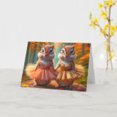 Birthday Chipmunks Ballerina Dancers on Treump Karte (Gelbe Blume)