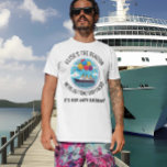 Birthday Cruise Funny Group Personalisiert T-Shirt<br><div class="desc">Dieses Design kann in dem Bereich personalisiert werden, der durch das Ändern des Fotos und/oder Textes zur Verfügung gestellt wird. Sie können auch angepasst werden, indem Sie auf Vorlage personalisieren klicken und dann auf die Schaltfläche klicken, um weitere Optionen anzupassen, um die Hintergrundfarbe zu löschen oder zu ändern, Text hinzuzufügen,...</div>