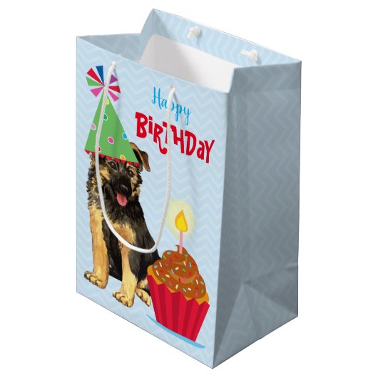 Birthday Cupcake German Shepherd Medium Gift Bag Mittlere Geschenktüte (Vorderseite Schrägansicht)