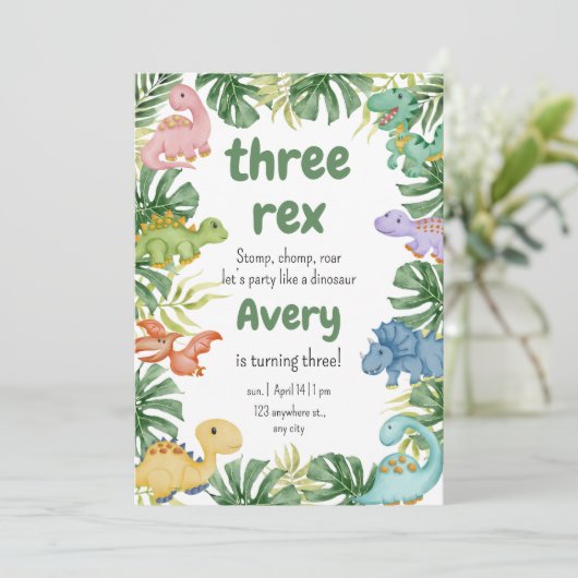 Birthday Dinosaur Einladung (Stehend Vorderseite)