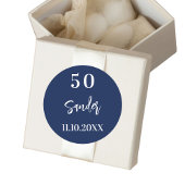 Birthday dunkelblau weiße Schrift minimalistisch Runder Aufkleber