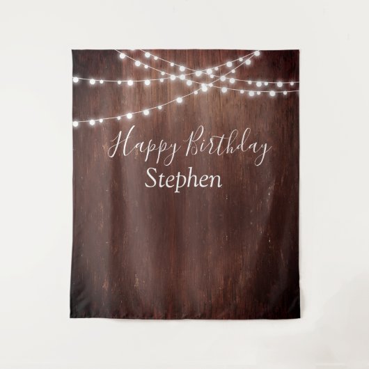 BIrthday Dunkle rustikale String Lights Wood Custo Wandteppich (Vorderseite)