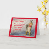 Birthday Eichhörnchen, Holding Red Heart mit Karte (Gelbe Blume)