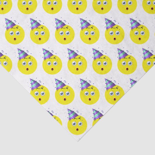 Birthday Emoji Pattern Seidenpapier (Ausschnitt)