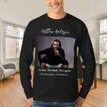 Birthday Foto man Mythos Legende Name Spaß T-Shirt<br><div class="desc">Personalisieren und fügen Sie Ihr eigenes Foto des Geburtstagsjungen/Mannes hinzu. Personalisieren und fügen Sie einen Namen,  Alter 40 und einen Text. Text: Der Mann,  der Mythos,  die Legende.</div>