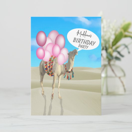 Birthday Fun Desert Camel Pink Balloons Einladung (Stehend Vorderseite)