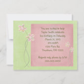 Birthday Girl auf Bank Einladung (Rückseite)