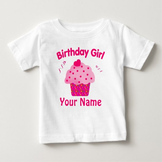 Birthday Girl Cupcake Personalisiert T Shirt (Vorderseite)