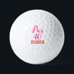 Birthday Golfer Funny 40. glücklich Vierzig Pink Golfball<br><div class="desc">Alles Gute zum 40. Geburtstag! Pink Par 40 Golfball. Witzige 40. Geburtstagsziffer. Perfekt für sie,  Mama,  Ehefrau. Golfer Geschenkidee. Personalisieren Sie es mit einem Namen.</div>
