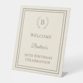 Birthday ivory taupe monogrammed elegant welcome sockelschild (Vorderseite)