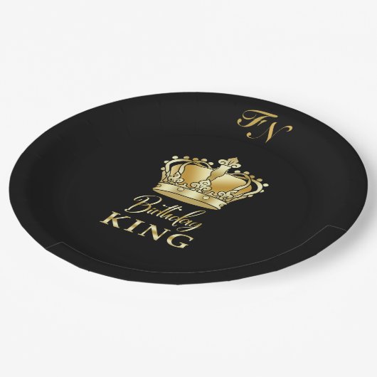 Birthday King Gold Crown Royal Monogram Luxe Pappteller (Schrägansicht)