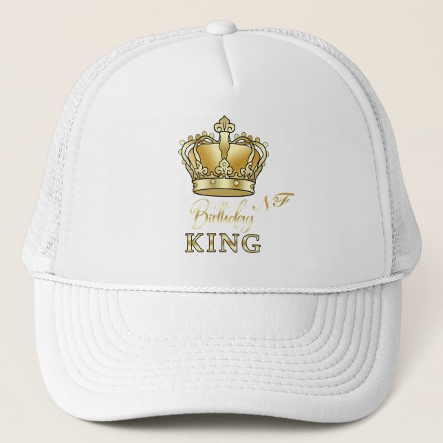Birthday King Gold Crown Royal Monogram Luxe Truckerkappe (Vorderseite)