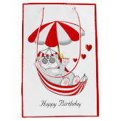 Birthday Kitten in Red & White Hammock Medium Gesc Mittlere Geschenktüte (Vorderseite)