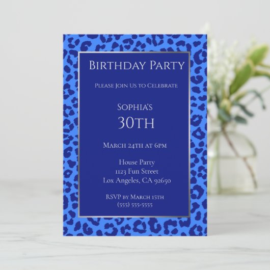Birthday-Leopard-Muster-Blau- Einladung (Stehend Vorderseite)