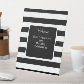 Birthday Party für Schwarze und Weiße Mans Sockelschild (In SItu)