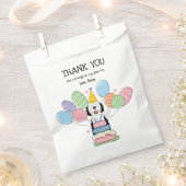 Birthday Party mit Schwarz und Weiß Sheepadoodle Geschenktütchen (Ausgeschnitten)