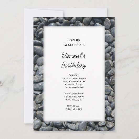 Birthday Party mit Smooth Black Pebbles Einladung (Vorderseite)