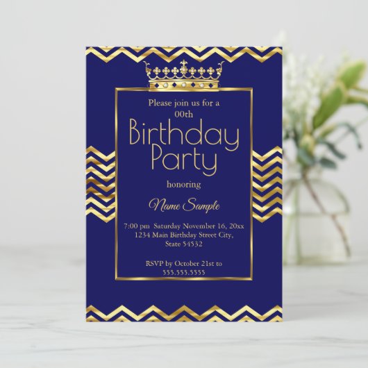 Birthday Party Navy Blue Gold Crown Zickzack Einladung (Stehend Vorderseite)