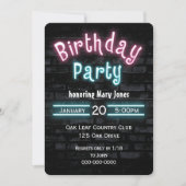 Birthday Party Neon Glow Sign auf Brick Wall Einladung (Vorderseite)