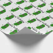 Birthday Pickle mit rosa Brillenpfropfpapier Geschenkpapier (Ecke)