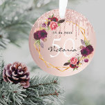 Birthday Rose Gold Glitzer Bordeaux Blumen Chic Ornament<br><div class="desc">Ein Ornament für einen mädchenhaften und glamourösen 50. Geburtstag (oder jedes Alter). Eine Rose goldener Farbverlauf mit Rose Gold Imitate Glitzer Tropfen, Farbe Tropflook. Ein geometrischer Rahmen mit goldenem Rahmen und wasserfarbene Blume, Blumengestelle in Bordeaux, Rosa und Rose Gold. Personalisieren und fügen Sie ein Datum, Name und Alter 50. Der...</div>