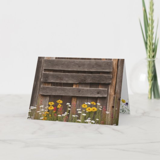 Birthday Rustikales Barnwood mit Wildblumen Karte (Vorderseite)