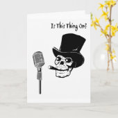 Birthday Skull in Top Hat mit Mikrofon Karte (Gelbe Blume)