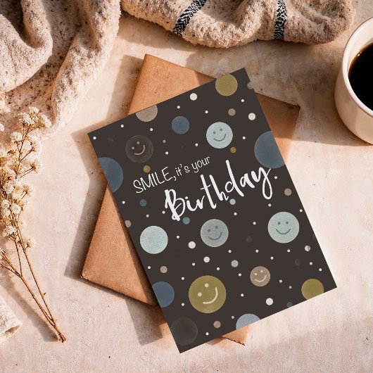 Birthday Smile Brown Modern Dots with Smiley Karte
