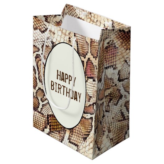 Birthday Snake Skin Print Medium Geschenktasche Mittlere Geschenktüte (Vorderseite Schrägansicht)