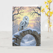 Birthday Snowy Owl On a Stone Arch Karte (Gelbe Blume)