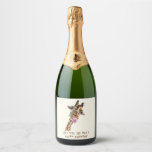 Birthday Sparkling Wine Label Funny Giraffe Schaumweinetikett<br><div class="desc">Keuchelige Weinetiketten mit Funny Giraffe Tongue Out und spielerischer Wink Cartoon Zeichnend Tierlächeln - Wählen / Fügen Sie Ihren einzigartigen Text / Schriftart / Farbe - Make Your Special Bottle Labels Gift - Größe ändern und verschieben oder entfernen und hinzufügen Elemente / Bild mit Anpassungs-Tool ! - Zeichnung und Design...</div>