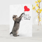 Birthday Tabby Cat mit Herzballon Karte (Gelbe Blume)
