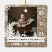 Birwn Burlap Pine Tree Baby Birth Stats & Fotos Keramikornament (Rückseite)