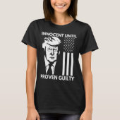 Bis Trump Mugshot 2024 US-amerikanische Flagge als T-Shirt (Vorderseite)