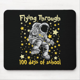 Bis zu 100 Tage Schule 100. Tag Astronauten Kind Mousepad