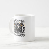 Bis zum Tod tun uns Party - DJ Grim Sensenmann und Kaffeetasse (Vorderseite Links)