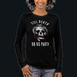 Bis zum Tod tun uns Party Schädel Junggeselinnen-A Tri-Blend Shirt<br><div class="desc">Egal ob Sie beängstigende Skelette oder etwas dazwischen Liebe geben, dieser Schädel mit Rotlippenstift-Gag ist bereit, Ihren Stil-Lautstärke zu erhöhen. Stehlen Sie die Show in diesem Lippenstift liebende Schädel-Design, um sicher, einen Rockin-Akzent zu Ihrem Junggeselinnen-Abschied mit Ihren Bestien das ganze Wochenende lang. Fügen Sie den Namen der zukünftigen Braut, Datum...</div>