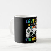 Bis zur fünften Stufe des Videospiels in der Schul Kaffeetasse (Vorderseite Links)