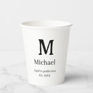 Bis zur Perfektion gereift, gegr. 19XX Monogramm N Pappbecher