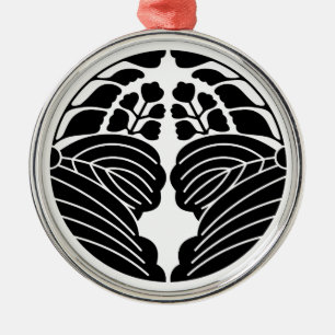 Bisected paulownias with 5&7 blooms silbernes ornament
